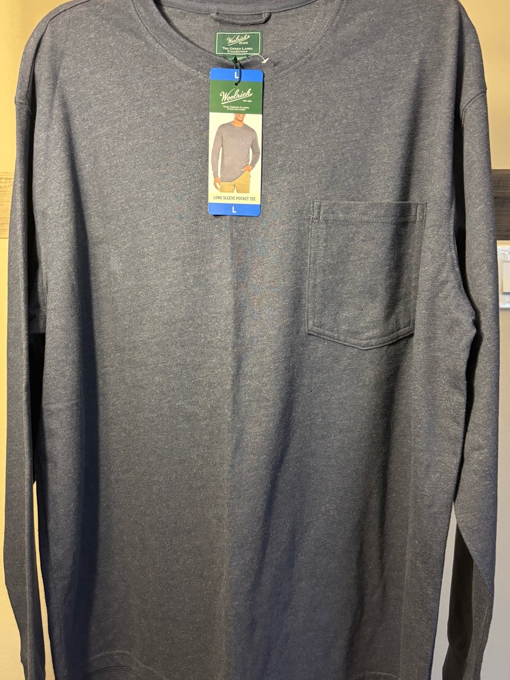 Woolrich Men's Long-Sleeve Pocket Tee - Heather Charcoal
